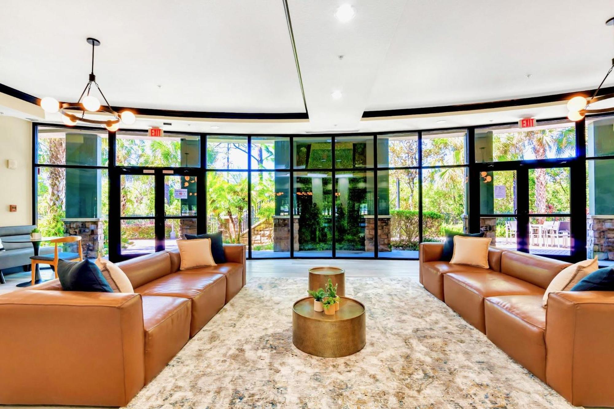 Modern 3Br Near Disney - Pool And Hot Tub! Orlando Exterior photo